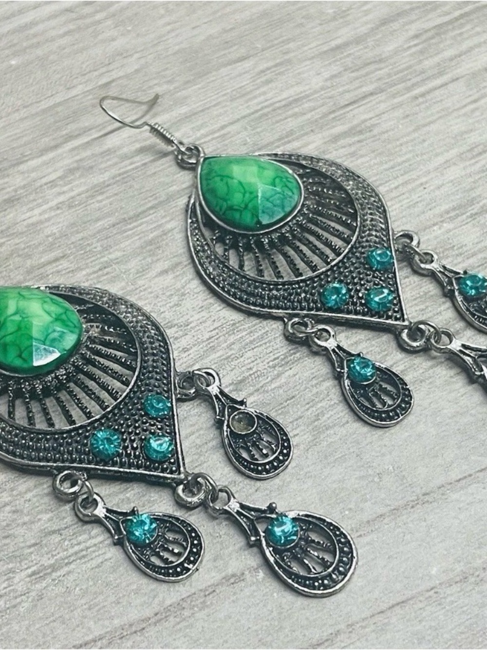 Bohemian Teardrop emerald turquoise Green Gem Dangle Earrings - Brand